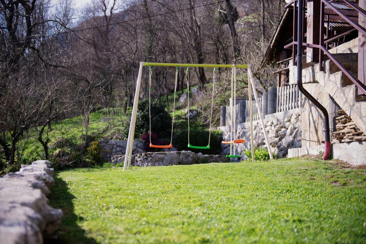 Apartmaji Berginc Kobarid Exterior photo